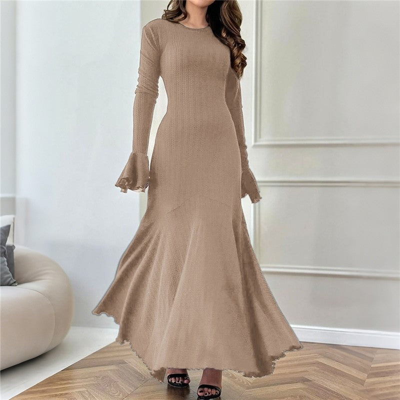 10880796