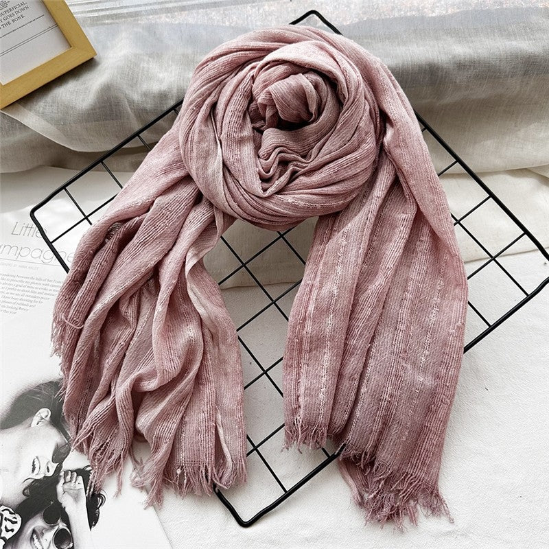 10895698
